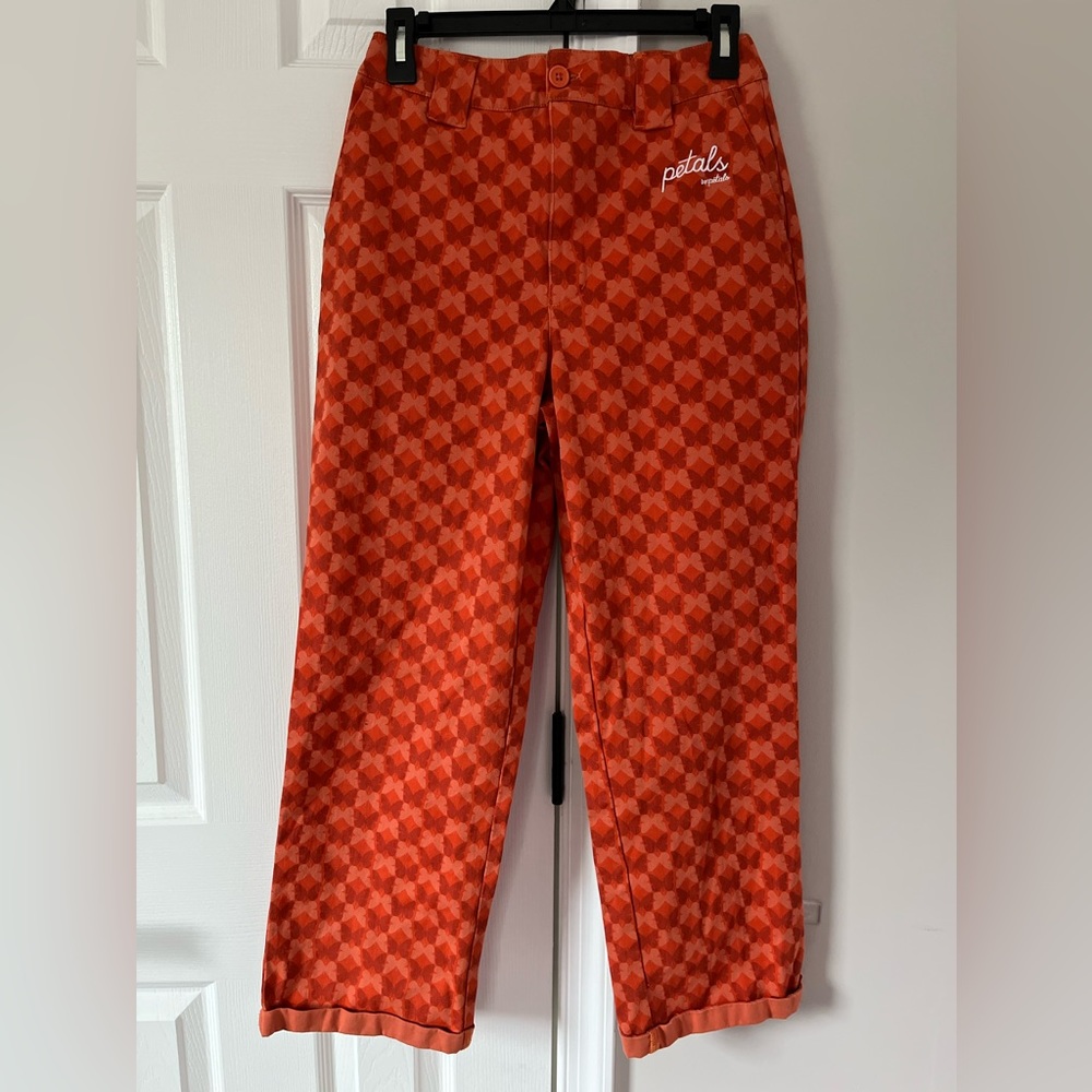 Petals by petals in peacocks orange butterfly pants. Size 3